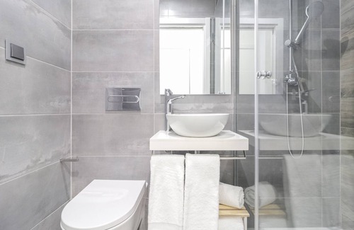 Se House | Explore Avenue 41 Guest House: Rated 9.8 with Spa & Breakfast