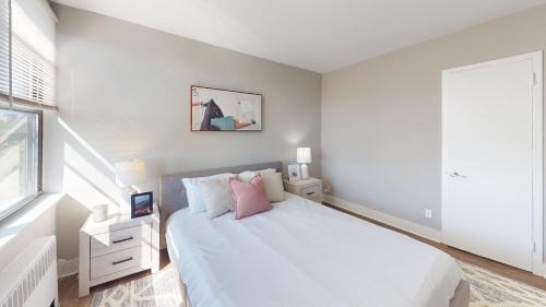 East Falls Apartment | Elegant Avenue A322: Pool, Gym & Pet-Friendly Stays