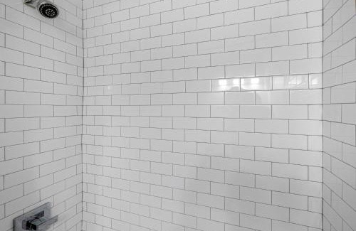 East Falls Apartment | Cozy Avenue A821: Pet-Friendly Poolside Stay in Philadelphia