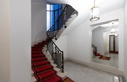Quartier de la Plaine-de-Monceaux Apartment | Avenue Niel - Appart spacieux