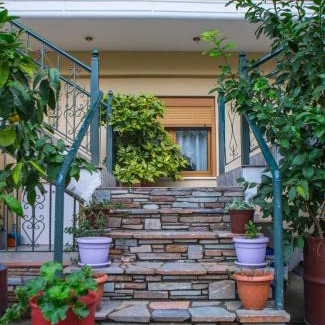 Loutraki Apartment | Kid-Friendly Avgi Hotel with Top Guest Rating of 9.1