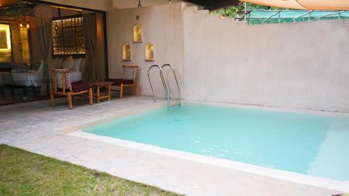 Vasai Hotel | Avhyay Resort