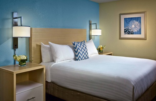 Somers Point Hotel | Relaxing AVIA Residences with Pool, Spa & Family Amenities