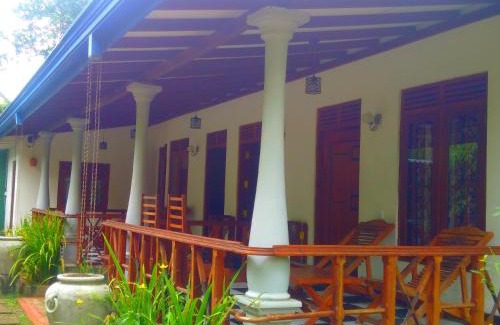 Udawalawa House | Top-Rated Avian Garden Udawalawe: Family-Friendly Retreat