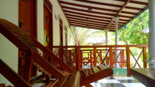 Udawalawa House | Top-Rated Avian Garden Udawalawe: Family-Friendly Retreat