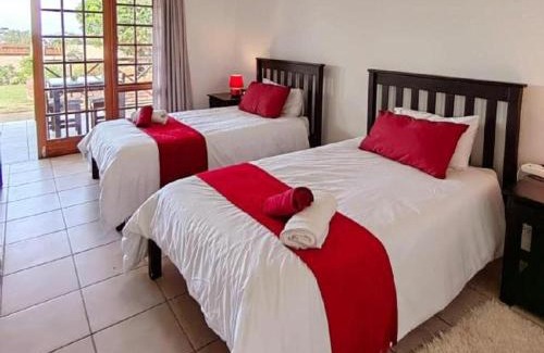 Mossel Bay House | Inviting Aviators Paradise Guest House with Oceanfront Views