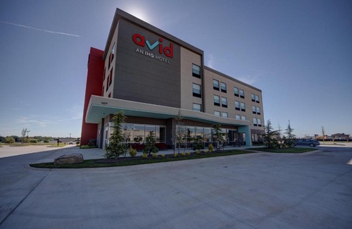 Yukon Hotel | Guest Rated: Avid Hotels in Yukon, Oklahoma City with Pool