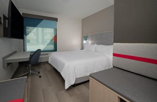 Beaumont Hotel | Pet-Friendly Avid Hotels - Beaumont with Breakfast & More