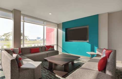 California Hotel | Avid Hotels California Lexington Park By Ihg
