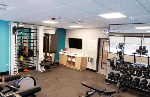 Beckett Ridge Hotel | Pet-Friendly Avid Hotels - Cincinnati N with 8.5/10 Rating