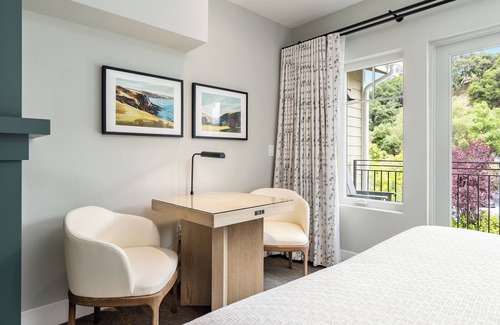 Avila Beach Hotel | Discover Avila Village Inn: Rated 9.2 with Spa & Pool
