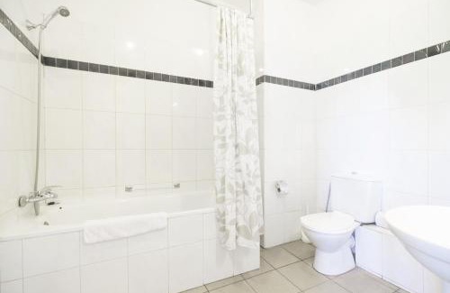 Centrs Hotel | Family-Friendly Stay at Avitar with Great Guest Ratings