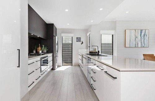 Kingscliff House | Avoca Beach Retreat: Prime Oceanfront Escape in Kingscliff