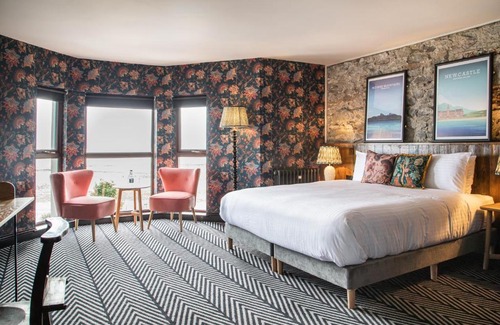 Newcastle Hotel | Avoca Hotel: Top-Rated Stay with Oceanfront Views