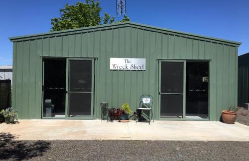 Avoca Hotel | Comfortable Avoca Motel: Family-Friendly with Kitchen Access
