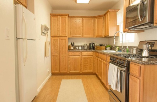 Camarillo Apartment | Discover AVOCADO ACRES APT: Private Retreat with Breakfast