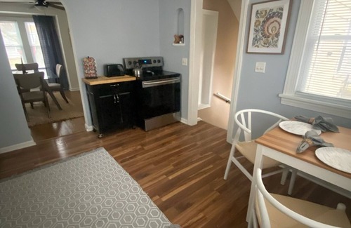 Avon Lake House | Avon Lake Retreat - Pet & Child Friendly 2BR Home
