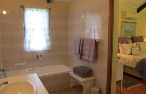 Graaff-Reinet House | Discover Avondrust Guest House: 4-Star Comfort Awaits