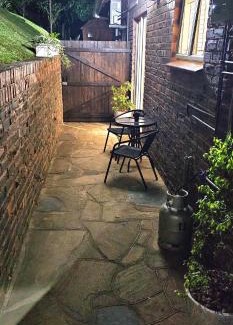 Kloof House | Discover Avonlea Guest House - Rated 9/10 by Guests