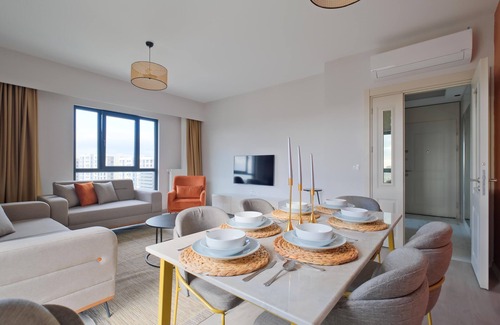 Basaksehir House | Comfortable Avrasya Basaksehir Residence with Family Amenities
