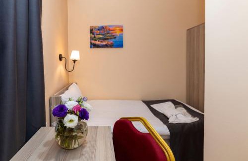 Avcilar Hotel | Golden Flower Hotel: Family-Friendly Stay with Hot Tub