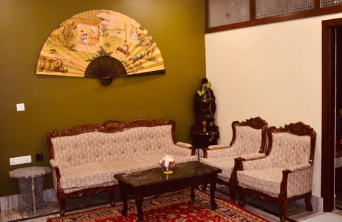 Agra Apartment | Comfortable 3BHK Flat in Agra Near Radhasoami Temple