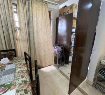 Auli Apartment | Affordable Awadh Homestay: Family-Friendly Comfort Awaiting