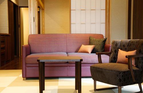 Minamiawaji Hotel | Relax at Awaji Hamarikyu Takumi: Oceanfront Haven
