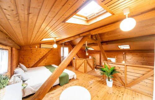 Awaji House | Pet-Friendly Awaji Seaside Log House with Hot Tub