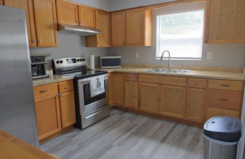 Terrace Park House | Convenient Getaway Near Busch Gardens & Adventure Island
