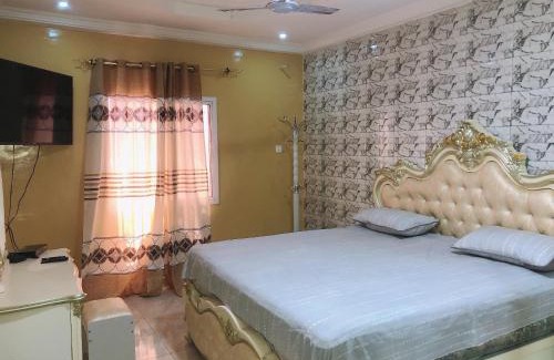 Serrekunda House | Unforgettable Retreat at AwaMuuLamin Manneh Guest House
