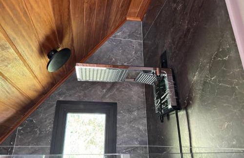Pedra Azul Ski Chalet | Discover Away Cabanas Pedra Azul: Pet-Friendly Retreat