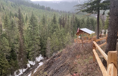 Noxon Cabin | Cozy Cabin Retreat: Pet Friendly Winter Getaway Awaits