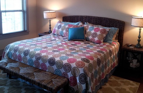 Talladega Condo | Awesome 3 Bedroom, 2 Bath, Lakefront Condo