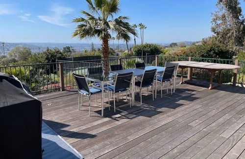 Mount Helix House | Inviting 4 BR Estate with Mountain and Ocean View