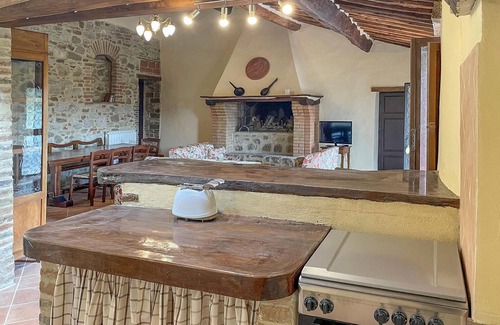 Radicondoli Apartment | Serene Hillside Estate with Spa and Pool Amenities