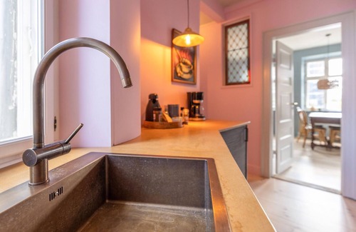 København V Apartment | Prime Copenhagen Apartment with Lake View & Spa Amenities