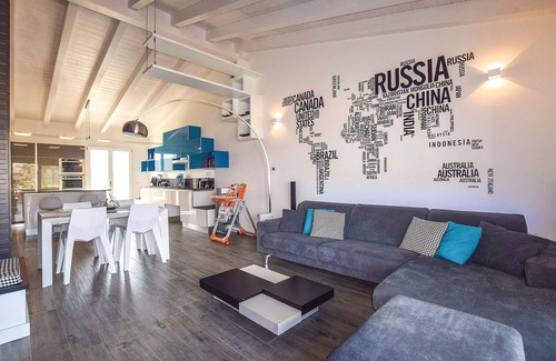 Castelsardo Historic Centre Apartment | Cozy 2-Bedroom Retreat with Oceanfront Views in Castelsardo