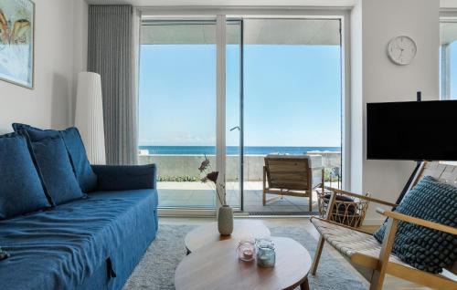 Tejn House | Awesome Apartment In Allinge With Wifi