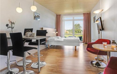 Sandvig Apartment | Charming Apartment in Allinge with Sea View & Family Friendly