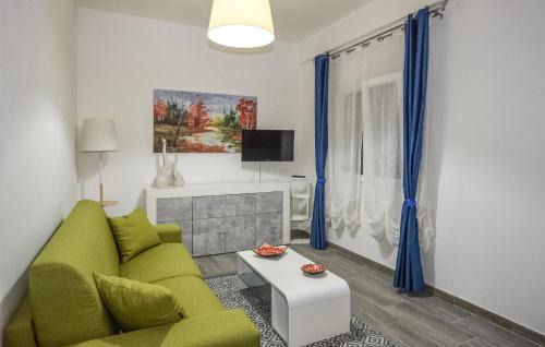 Comiso Apartment | Cozy Apartment in Comiso with Pool and Kitchen Access