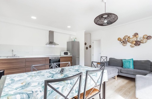 Santa Pola Apartment | Explore the Allure of a Year-Round Fishing Village Escape