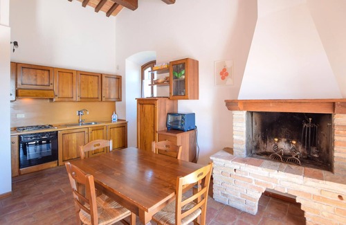 Monteluiano Apartment | Unwind with Scenic Countryside Views in a Pet-Friendly Apartment