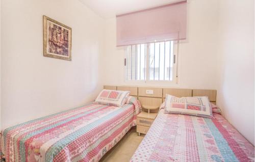 Cabanes Apartment | Cozy 2 Bedroom Apartment with Pool in La Torre De La Sal