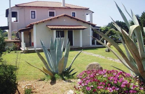 Pyrgos Apartment | Cozy 2-Bedroom Retreat in Leventoxori, Ilias with Ocean Views
