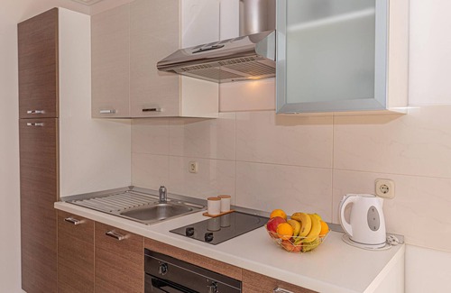 Razanj Apartment | Experience Breathtaking Sea Views in a Cozy Vacation Apartment