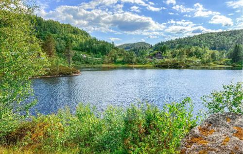 Sirdal Apartment | Cozy Apartment in Tjrhom with Free WiFi and Pet-Friendly