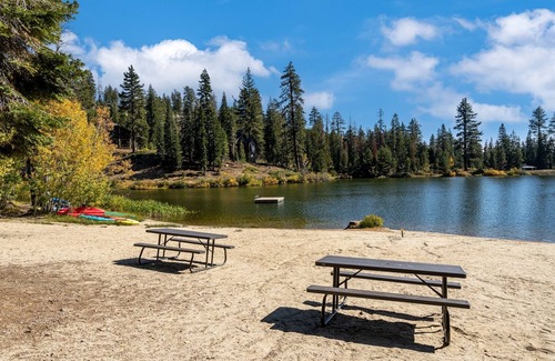 Arnold Cabin | Awesome Cabin With A View! 3 Bedroom Cabin by Redawning