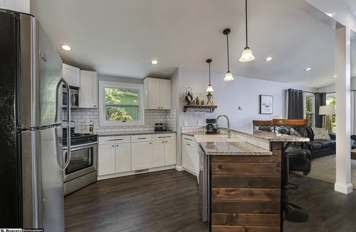 Decatur House | Pet-Friendly Chickamauga Lake House with Private Dock