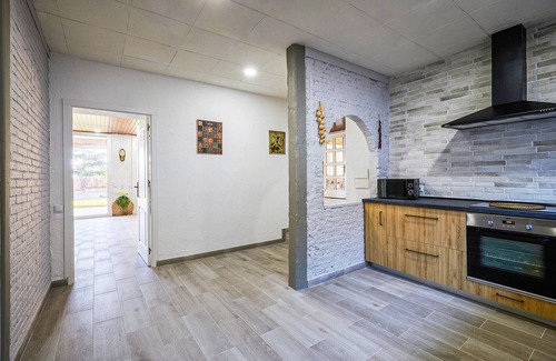 Sant Andreu de Llavaneres House | Spacious 4-Bedroom Home with Ocean View & Private Pool